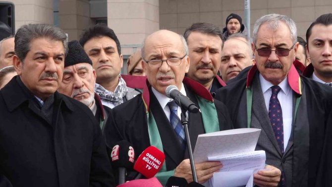 İ̇sveç’te Kur’an-ı Kerim Yakan Rasmus Paludan’a İ̇stanbul 2 No’lu Barosu’ndan Tepki
