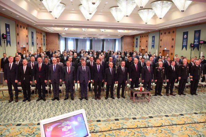 Bakan Soylu: “2 Kare Fotoğraf Üzerinden Bize İftira Atanlar, Organize Suç Örgütlerinin Avukatlığını Yapar Hale Gelmişlerdir”