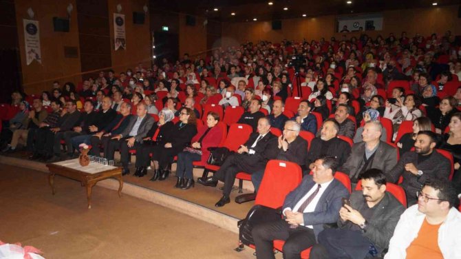 Türk Sanat Müziği Korosu, Dinleyenlerden Tam Not Aldı