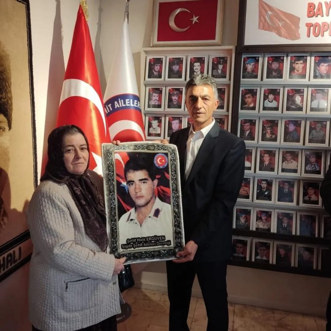 Şehit Ailelerine Anlamlı Hediye