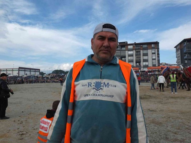 37 Yıldır Develerin Arasında