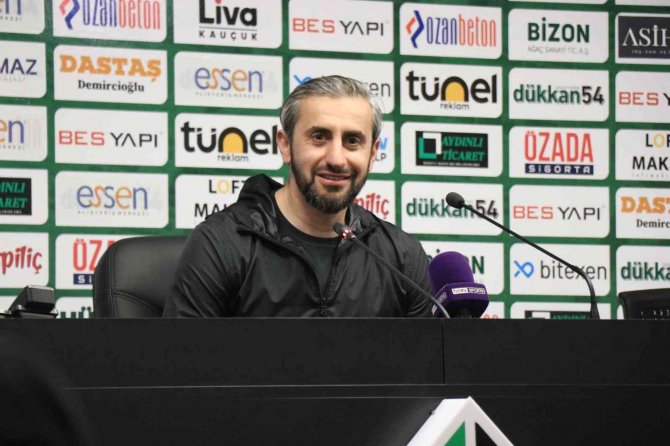 Sakaryaspor’da Şok Ayrılık