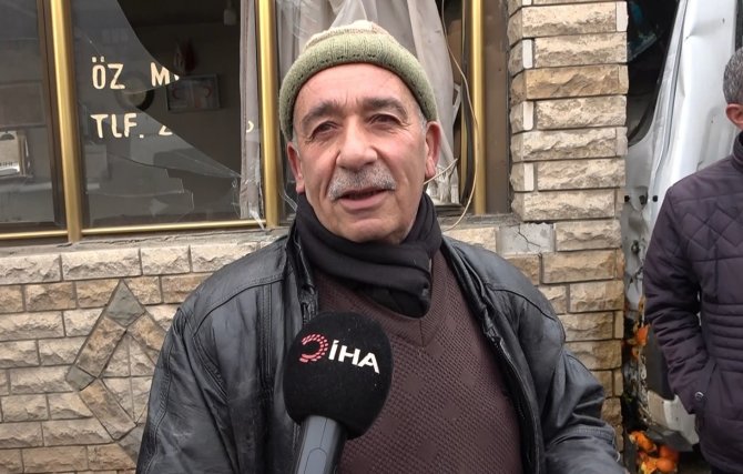 Kaza Esnasında Duyduğu Ses Sayesinde Hayatta Kaldı
