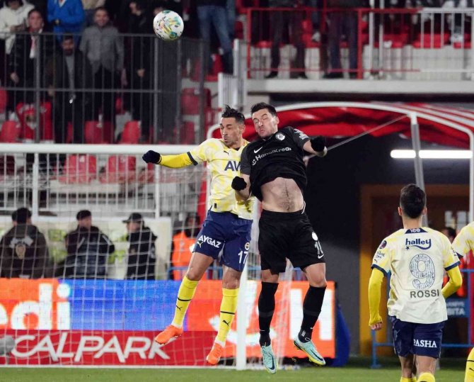 Spor Toto Süper Lig: Ümraniyespor: 1 - Fenerbahçe: 2 (Maç Sonucu)