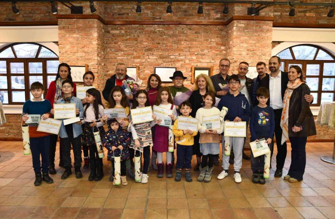 Geleceğin Karikatüristlerinin Sergisi Beğeni Topladı