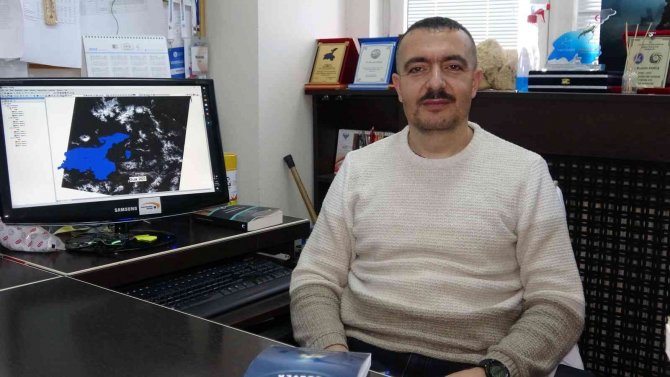 Van Gölü Havzası’ndaki Kuraklık Uydu Görüntülerine Yansıdı