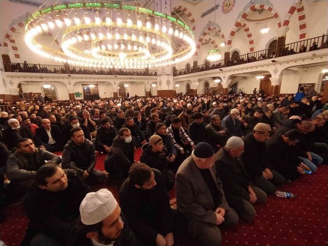 Van’da Kur’an Sedası Yankılandı