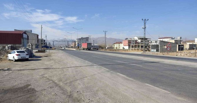 Kış Mevsiminde Eksi 46.4 Dereceyi Bulan Çaldıran’da Bahar