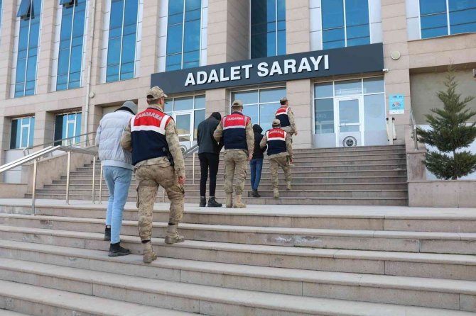 Yalova Merkezli 5 İldeki Dolandırıcılık Operasyonunda 8 Tutuklama