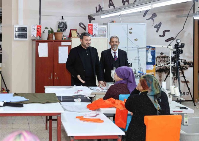 Yüreğir’de Roman Kadınlara "Kadın Üretim Kooperatifi" Kuruluyor