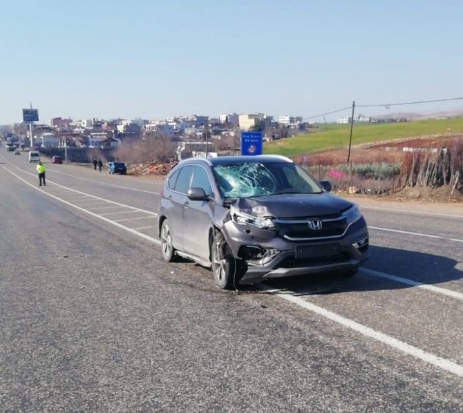 Sürücü Ve Motosiklet Metrelerce Havaya Fırladı: 1 Ağır Yaralı