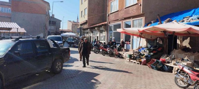 Afyonkarahisar’da İlkbaharı Andıran Manzara