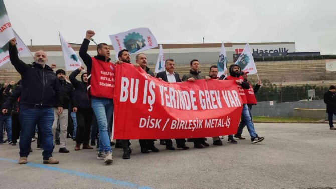 Bin 400 İşçinin Başlattığı Grev ’Milli Güvenliği Bozucu Nitelikte’ Olduğu Gerekçesiyle Ertelendi