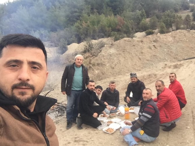 Başkan Şahin, Belediye İşçilerinin Öğle Paydosuna Eşlik Etti