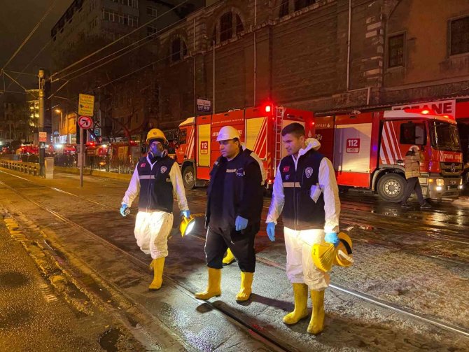 Beyoğlu’nda Ermeni Kilisesi’ndeki Yangın Söndürüldü: 1 Ölü, 2 Yaralı