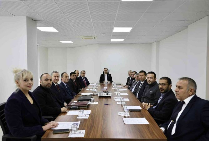 Vali Kızılkaya Heyet Toplantısına Katıldı