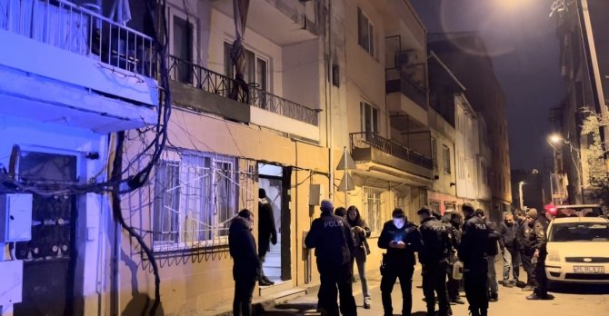 “Gel Bir Konuşalım” Dediği Kadını, Kızının Önünde Başından Vurdu