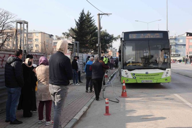 Otobüsteki Durak Geçme Kavgası Kazaya Sebep Oldu