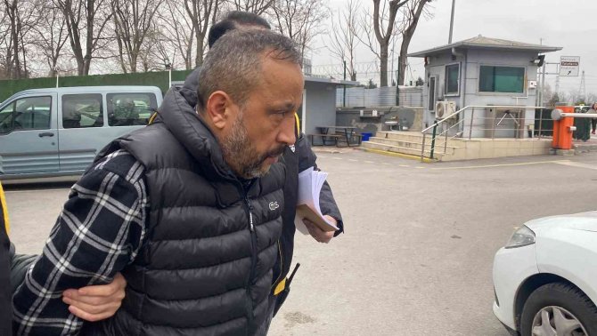 Kızının Gözü Önünde Solist Kadını Öldüren Saplantılı Aşık Tutuklandı