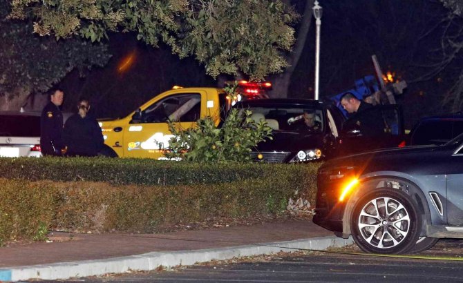 California’da İki Noktada Silahlı Saldırı: 7 Ölü
