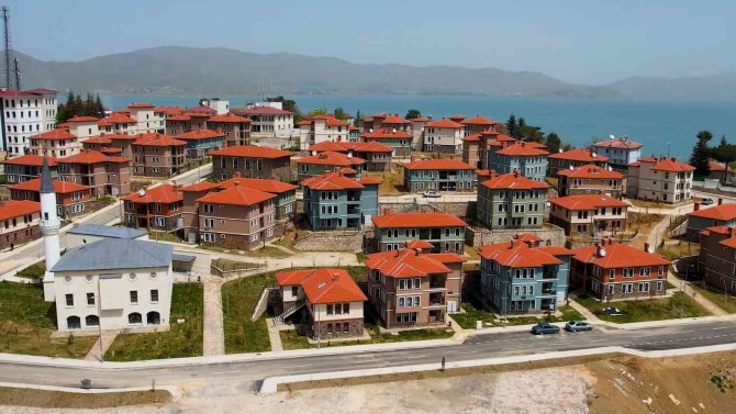 Elazığ Depreminin Ardından 31 Bin 944 Konut Ve İş Yeri Teslim Edildi
