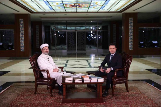 Diyanet İ̇şleri Başkanı Erbaş: “İ̇sveç’teki Türkiye Büyükelçiliğinin Önünde Yine Bu Saldırının Yapıldığı Yerde Kur’an’a Saygı Programı Yapılacak”