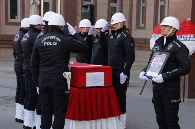 Diyarbakır’da Trafik Kazasında Şehit Olan Polis Memuru İçin Tören Düzenlendi