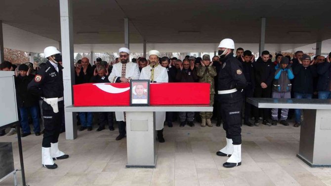 Kazada Hayatını Kaybeden Polis Memuru Son Yolculuğuna Uğurlandı