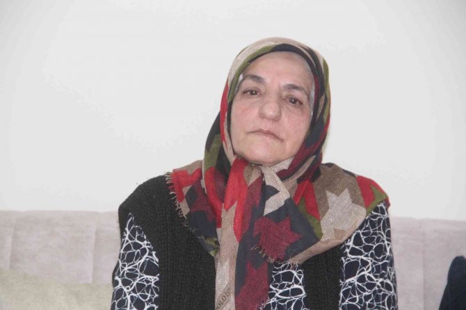Elazığ Depreminde Kızını Kaybeden Acılı Anne: "3 Yıl Hiç Unutamadım, Sanki Kızımı Yeni Gömdüm”