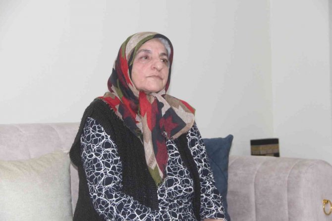 Elazığ Depreminde Kızını Kaybeden Acılı Anne: "3 Yıl Hiç Unutamadım, Sanki Kızımı Yeni Gömdüm”
