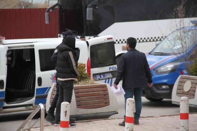 Sokak Ortasında Çatışmışlardı: Yürüyen ’Suç Makineleri’ Yakalandı