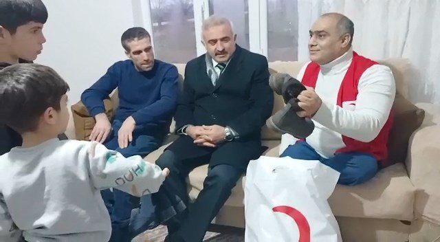 Elazığ’da Yürüme Engelli Vatandaşın Tekerlekli Sandalye Talebi Karşılandı