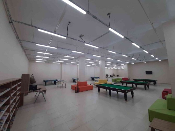 İ̇smail Saib Sencer İ̇l Halk Kütüphanesi Müdürlüğü 600 Bini Aşkın Materyal İle Okurlara Hizmet Veriyor