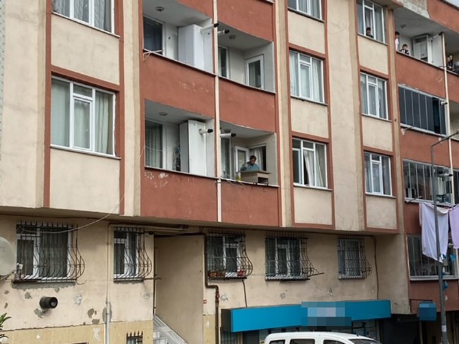 Başkasına Satıldığını Öğrendiği Evini Yakmaya Kalkıştı