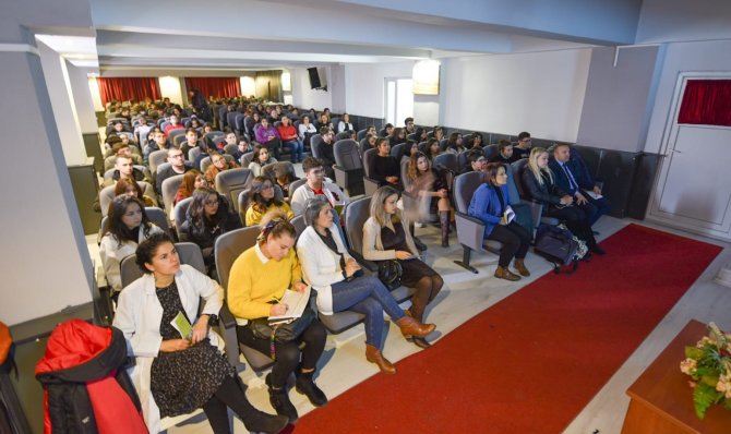 Karesi Belediyesi Gençlerin Avrupa’ya Açılan Kapısı
