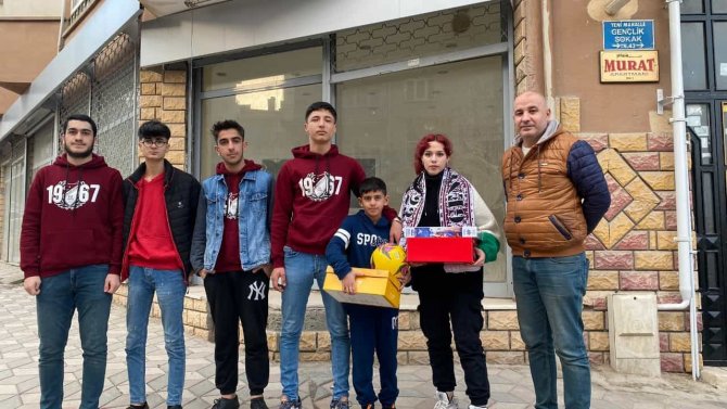 Gençlik 23’ün Kampanyası Yürekleri Isıttı