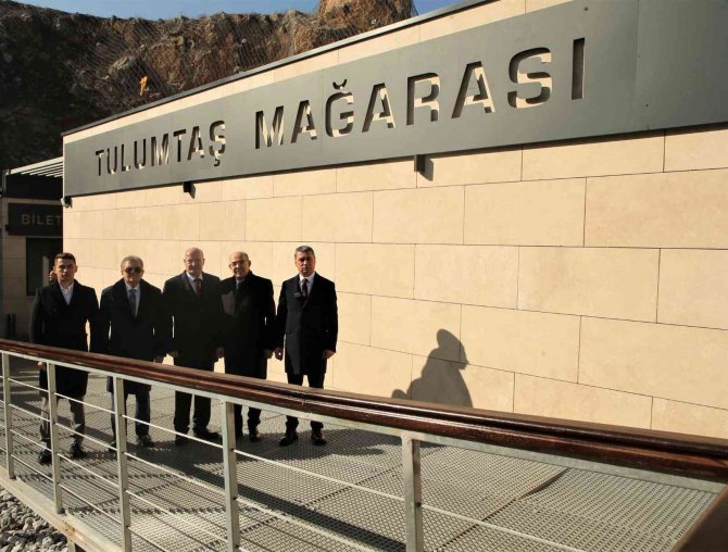 Gölbaşı Belediye Başkanı Ramazan Şimşek, Mevlüt Karakaya İle Beraber Tulumtaş Mağarası’nı Gezdi