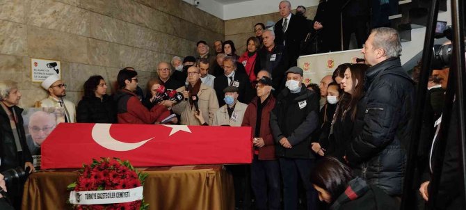 Orhan Erinç İçin Tgc Binasında Tören Düzenlendi