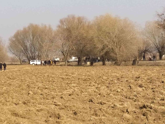 Iğdır’da Kayıp Genç Boş Arazide Ölü Olarak Bulundu