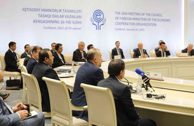 İ̇ran Dışişleri Bakanı Abdullahiyan: "Avrupa’ya Duygusal Eylemlerinin Sonuçları Pahalıya Mal Olacak"