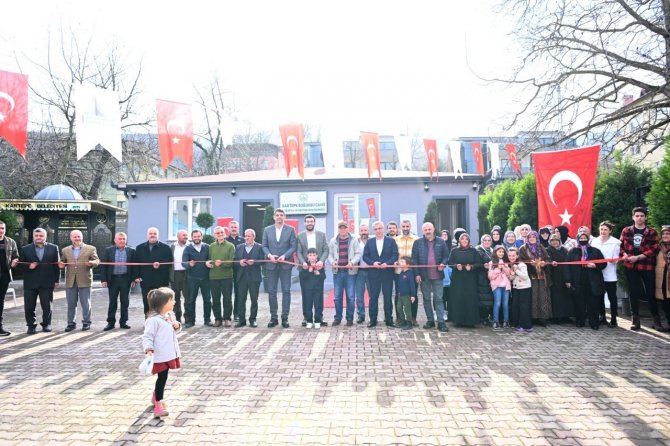 Bu Tesis Hem Gençlere Hem Yaşlılara Hitap Edecek