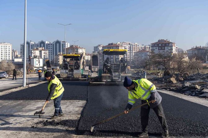 Başkan Büyükkılıç: "Erciyes Bulvarını Talas Bulvarına Bağladık"