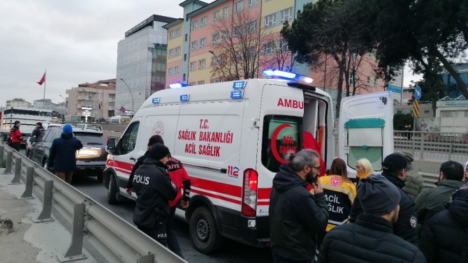 D-100’de Zincirleme Kazada Bir Araçta Yangın Çıktı, Sürücü Yaralandı
