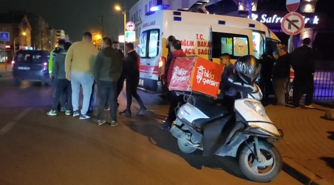 Tali Yoldan Çıkan Otomobille Çarpışan Motosikletin Sürücüsü Yaralandı
