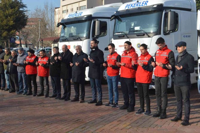 Tavşanlı’dan Suriye’ye 3 Tır Dolusu Yardım