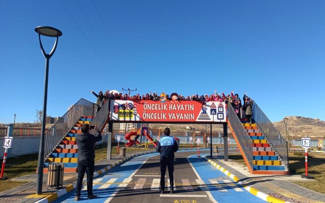 Mardin’de 13 Bin 240 Öğrenci Trafik Eğitimi Aldı