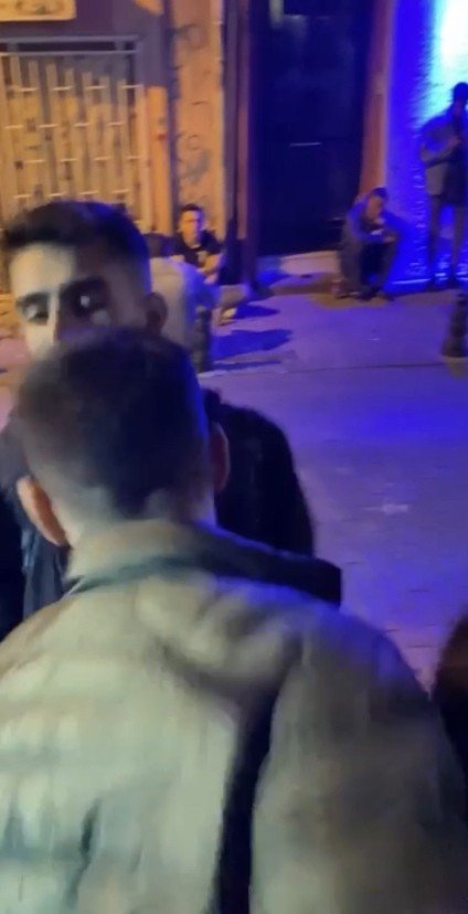 İ̇stanbul’da Tekme, Yumruk Ve Bıçaklı Kavgalar Kamerada: Genci Öldüresiye Dövdüler