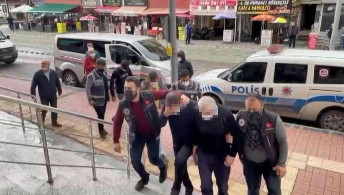 107 Kilo Eroinin Bulunduğu Tırda Yakalanan Sanık: "Sırf Otobüse Para Vermemek İçin Tıra Bindim, Cezaevine Girdim"