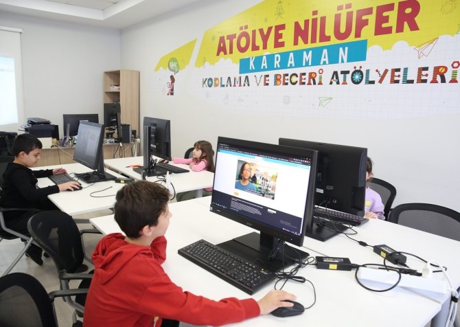 Yarıyıl Tatilinde Hem Öğreniyor Hem De Eğleniyorlar