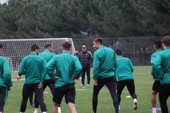 Sakaryaspor, Tuzlaspor Mesaisine Yeni Teknik Direktörüyle Devam Etti